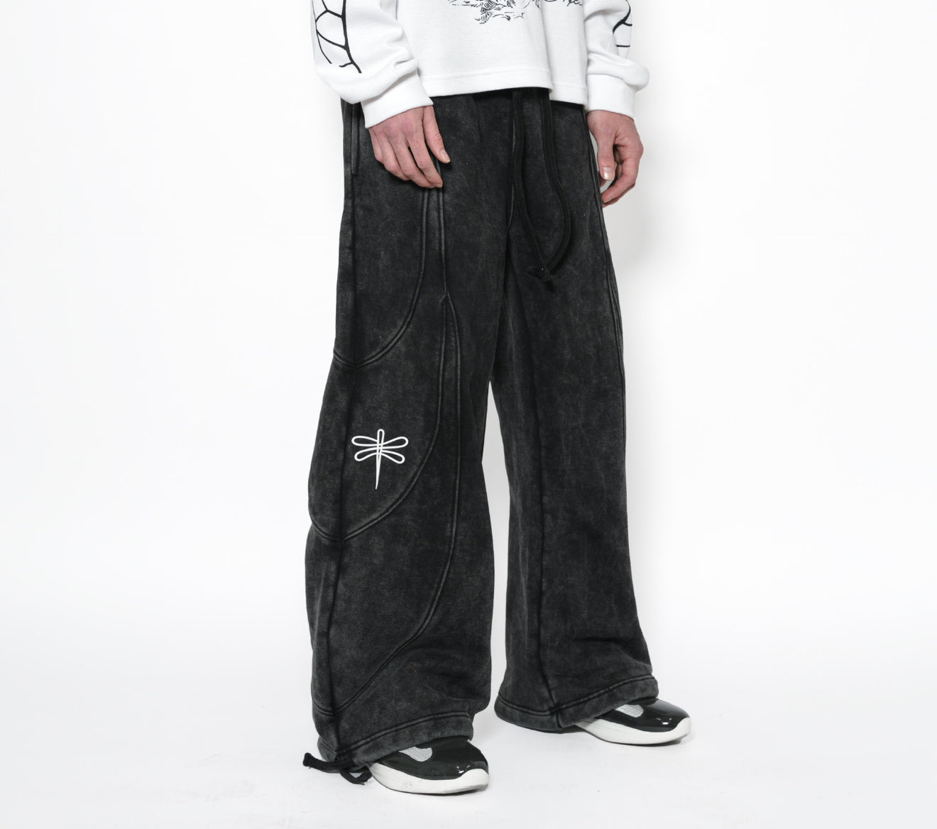 'Utility' Dragonfly Sweats