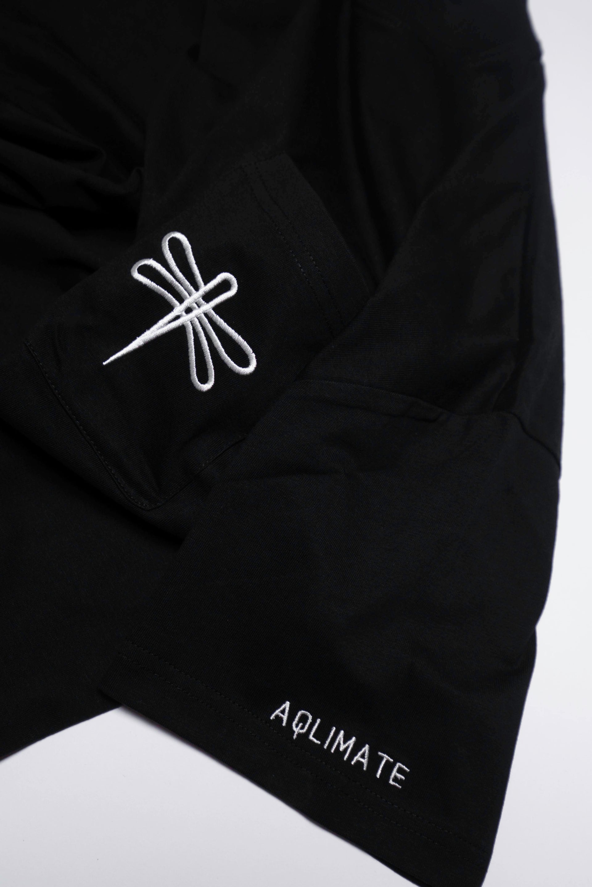 ‘Dragonfly’ Pocket Tee (Black)